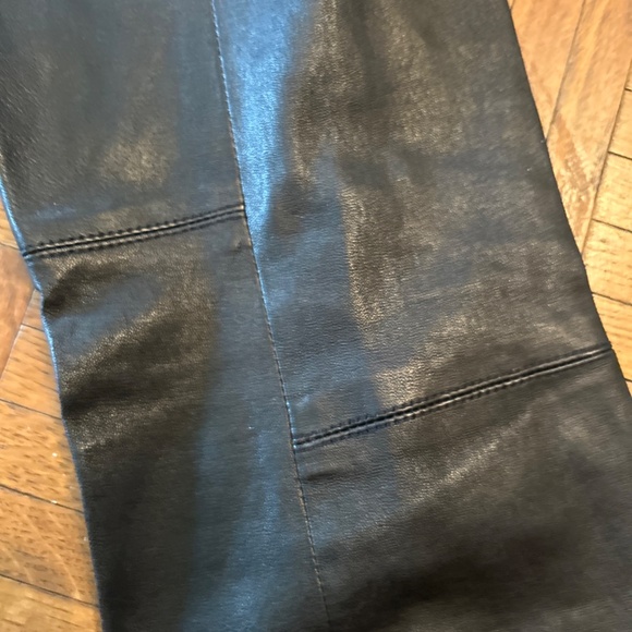Vince Black Stretch Leather Leggings M EUC - Picture 9 of 9